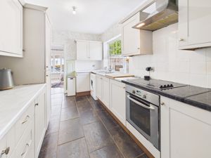 Kitchen- click for photo gallery